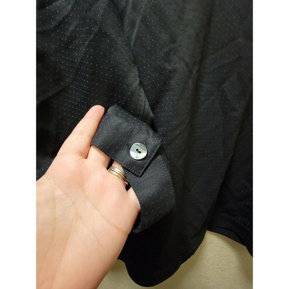 Chicos Design Lightweight Jacket Blavk With Subtle Gold Dots All Over, Size 2 L - Picture 6 of 6
